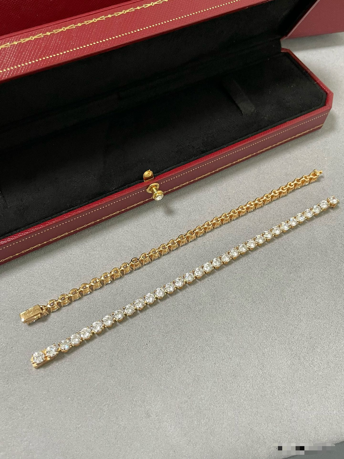 [Glimmer jewelrys]TENNIS BRACELET WITH FULL DIAMOND SETTING