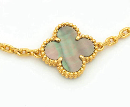 [Glimmer] CLOVER 5 MOTIF GRAY MOP BRACELET COLLECTION