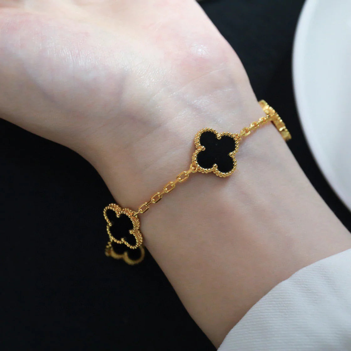 [Glimmer] CLOVER 5 MOTIF ONYXS BRACELET COLLECTION