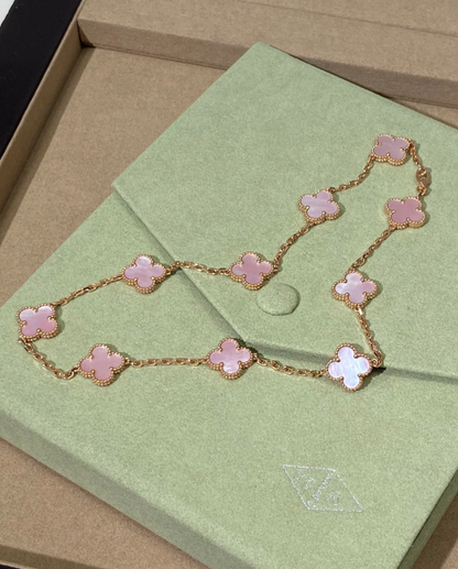 [Glimmer Jewellery] ピンクのネックレス（10連クローバー）