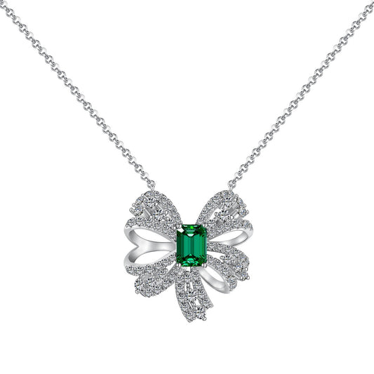 [Glimmer Jewelry]Luxurious Flower Shape Emerald Cut Necklace