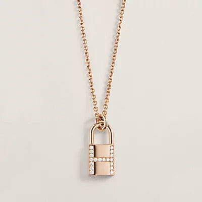 [Glimmer]HM ADVANCED NICHE LOCK HEAD NECKLACE DIAMONDS