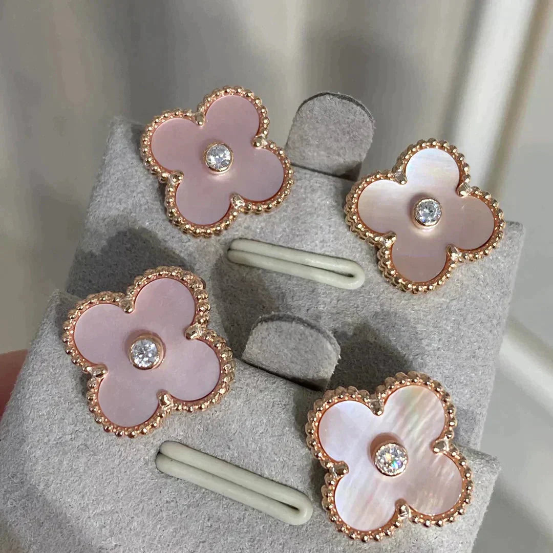 [Glimmer]CLOVER MEDIUM 1 MOTIFS  PINK MOP DIAMOND EARRINGS
