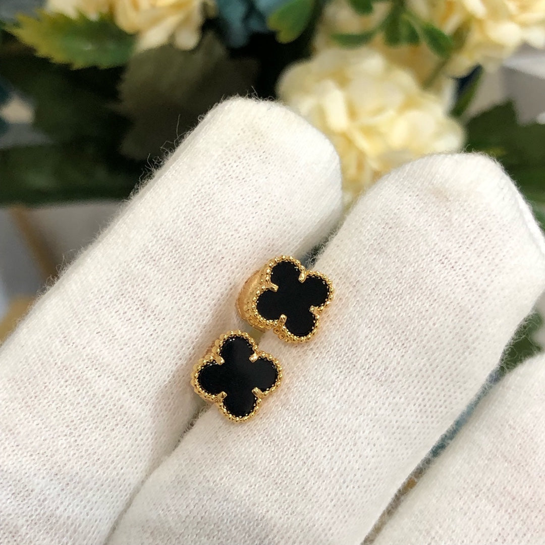 [Glimmer]CLOVER MINI GOLD EARRINGS