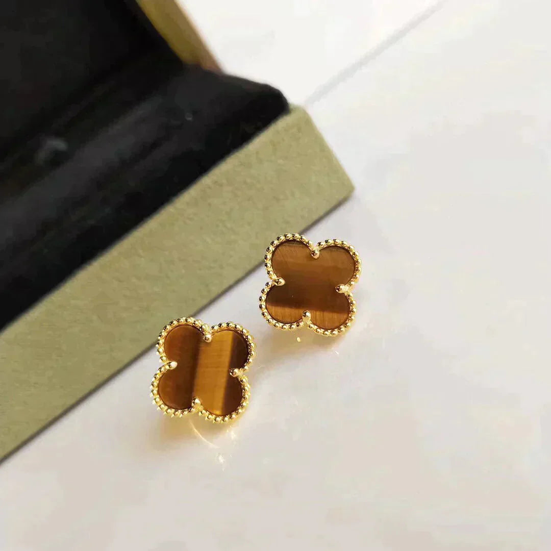 [Glimmer]CLOVER MEDIUM 1 MOTIFS TIGER EYE EARRINGS
