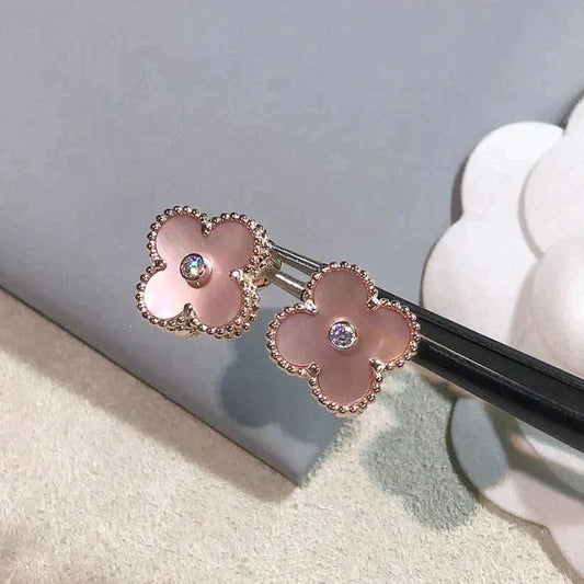 [Glimmer]CLOVER MEDIUM 1 MOTIFS  PINK MOP DIAMOND EARRINGS
