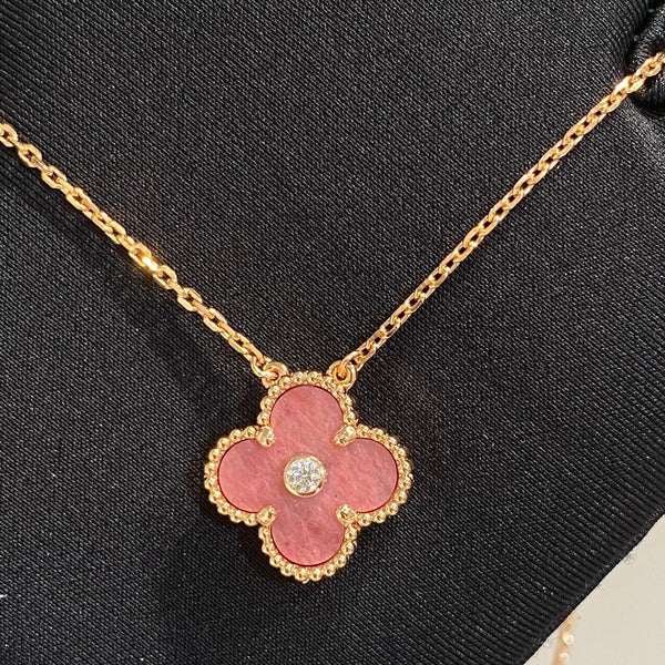 [Glimmer]CLOVER 15MM DIAMOND RHODONITE NECKLACE