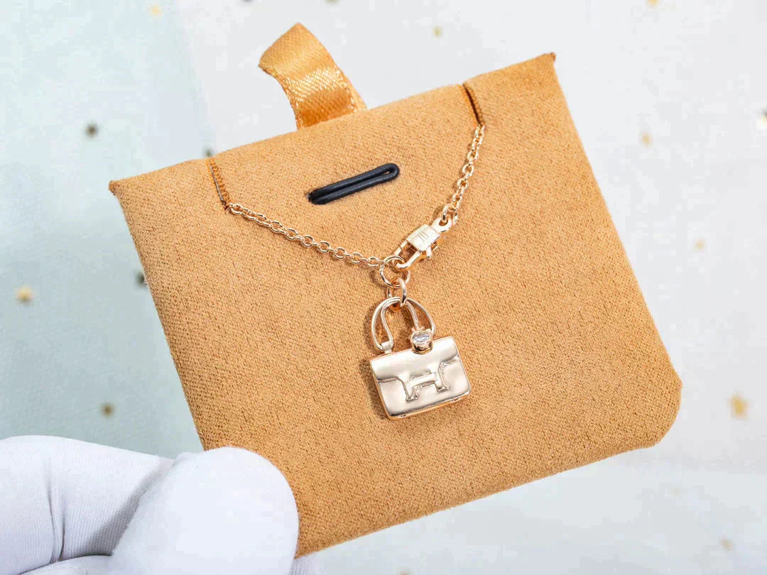 [Glimmer]AMULETTE PEDANT Glimmer GOLD NECKLACE