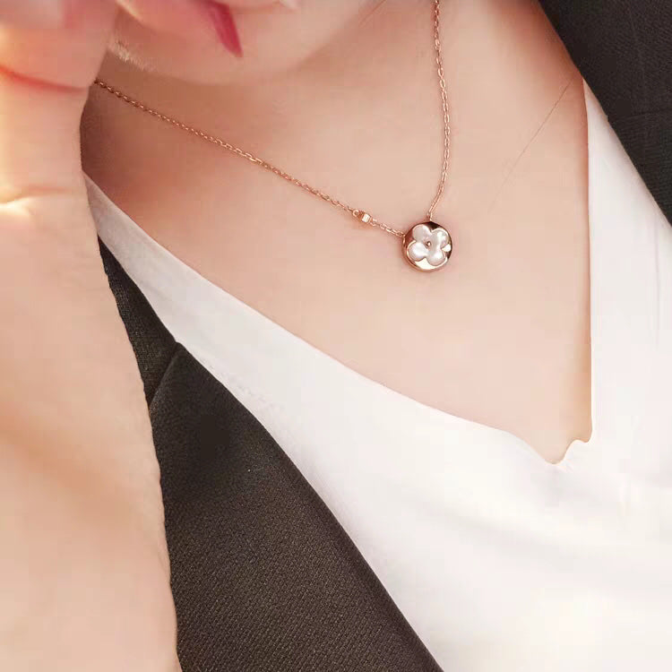 [Glimmer]SUN MOP GOLD 1 DIAMOND NECKLACE