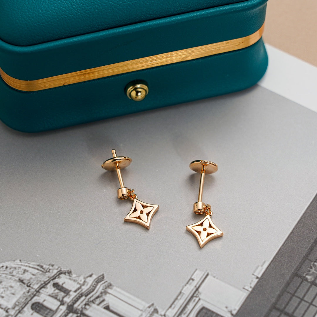 [グリマー]STAR EARRINGS GOLD