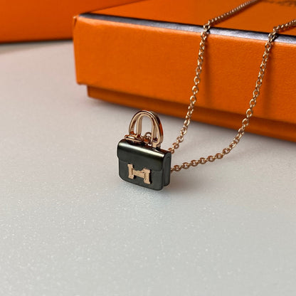 [Glimmer]CONSTANCE BLACK PEDANT PINK GOLD NECKLACE