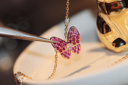 [Glimmer]BUTTERFLY RED DIAMOND Glimmer ゴールドネックレス