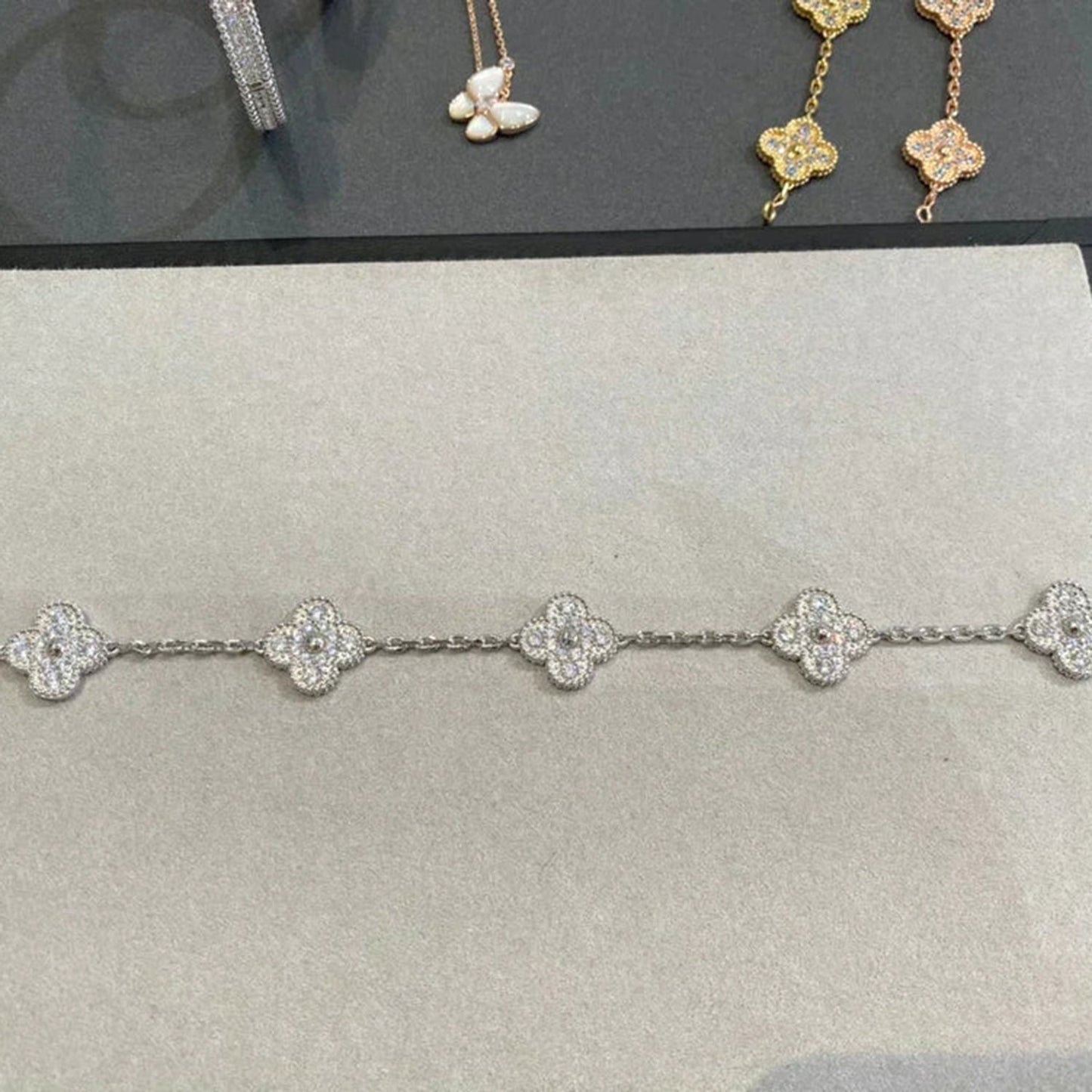 [Glimmer] CLOVER 5 MOTIF FULL DIAMOND BRACELET COLLECTION