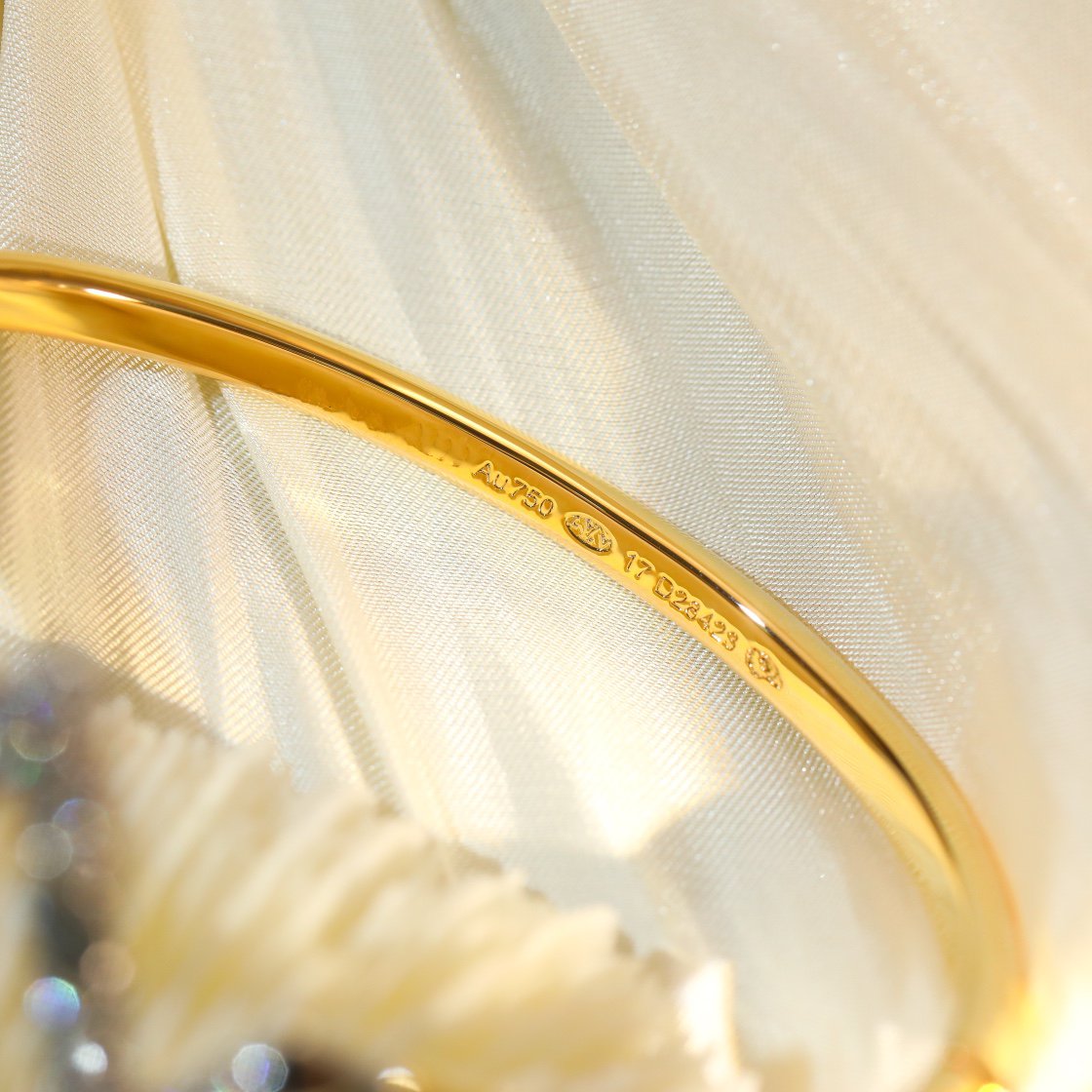 [Glimmer]VOLTE UPSITE DOWN GOLD DIAMOND BRACELET