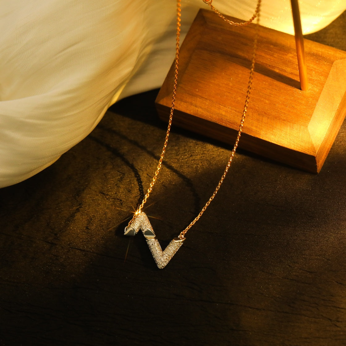 [Glimmer]VOLT SILVER DIAMOND PEDANT NECKLACE