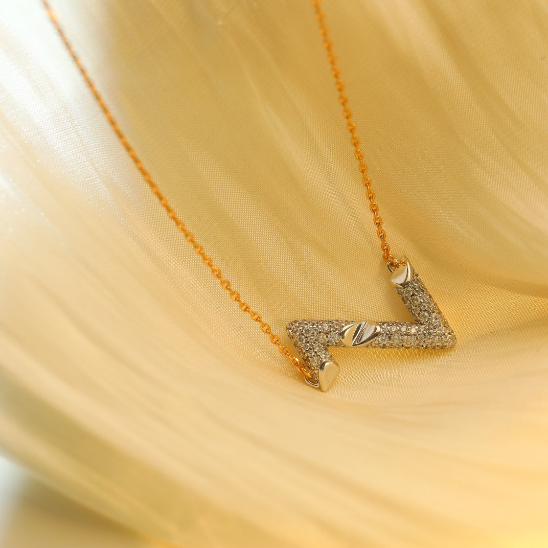 [Glimmer]VOLT SILVER DIAMOND PEDANT NECKLACE