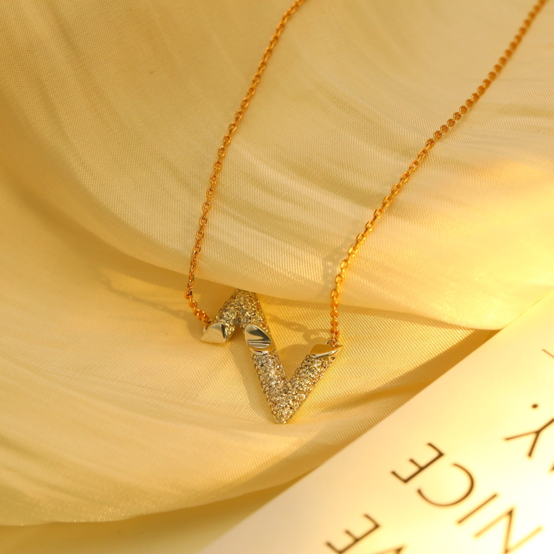 [Glimmer]VOLT SILVER DIAMOND PEDANT NECKLACE