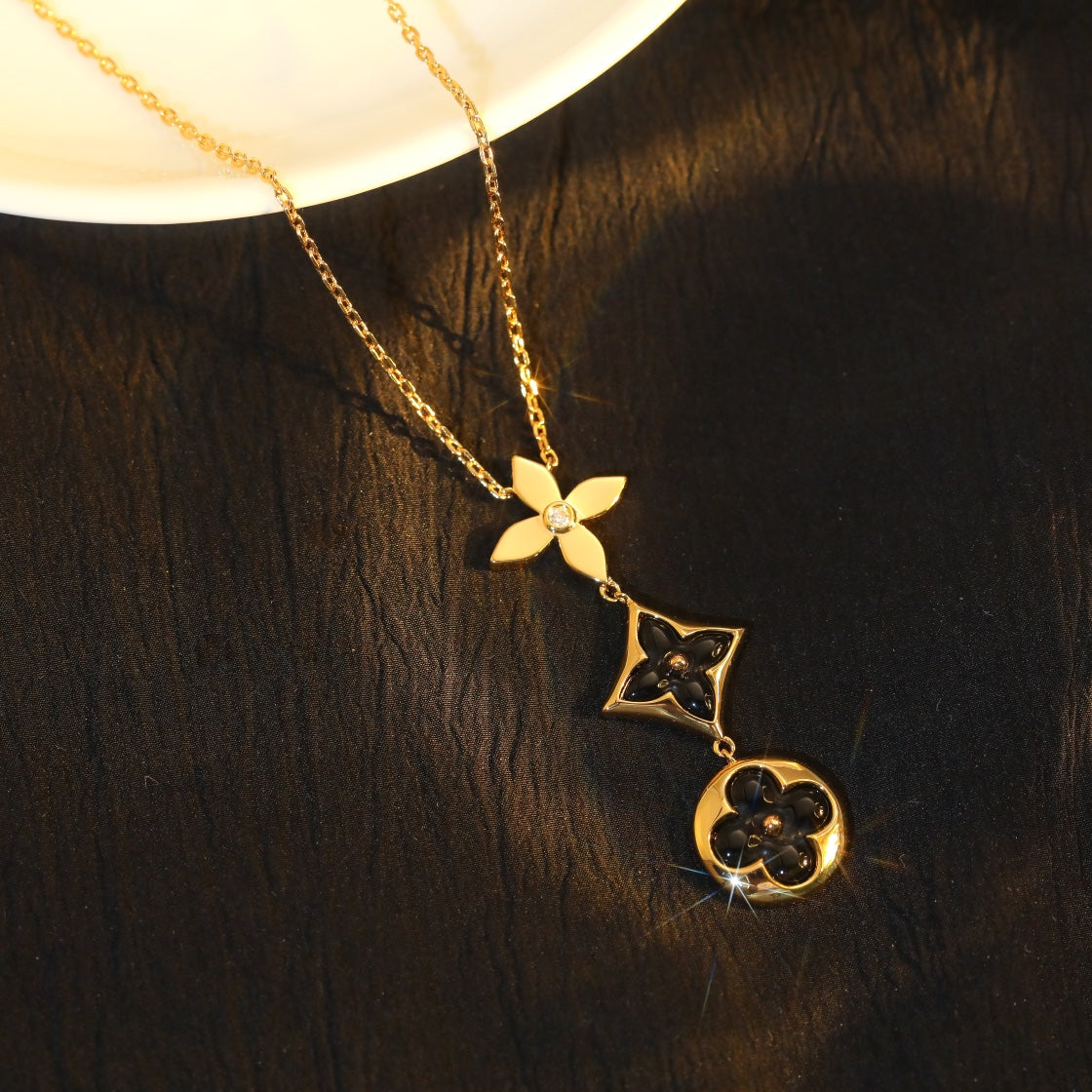 [Glimmer]STAR AND SUN ONYX PINK GOLD NECKLACE