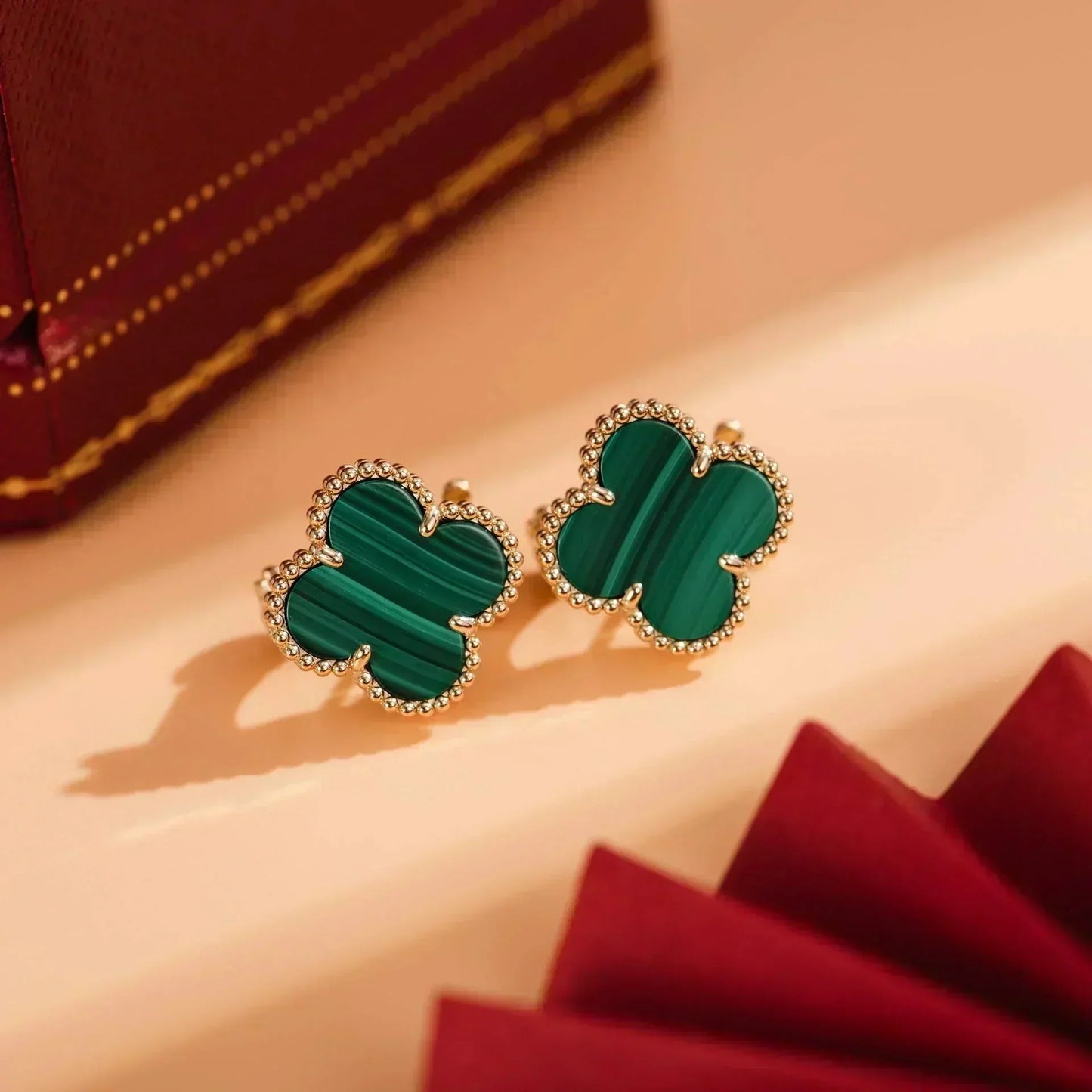 [Glimmer]CLOVER MEDIUM 1 MOTIFS MALACHITE  EARRINGS