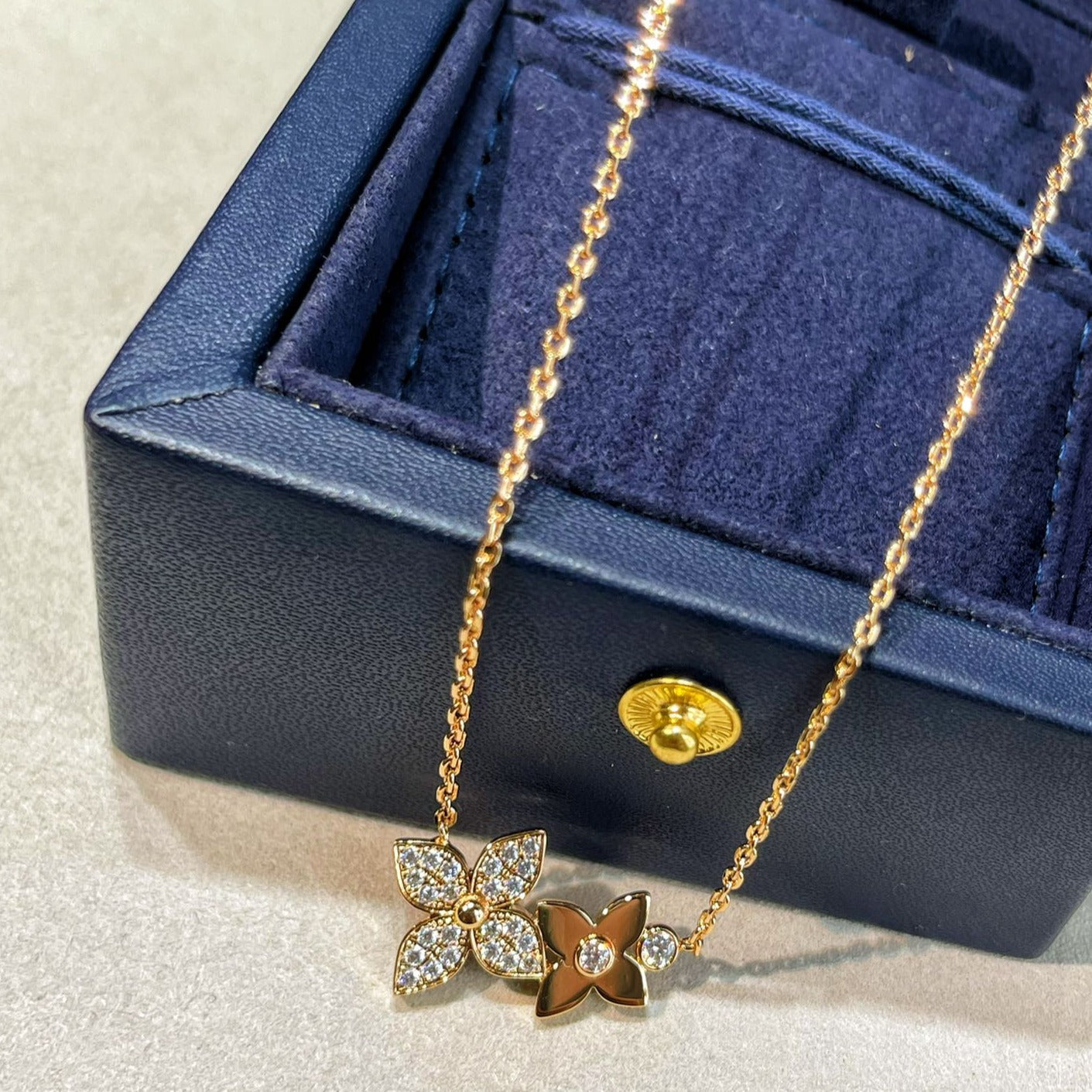 [Glimmer]STAR BLOSSOM NECKLACE PINK GOLD DIAMONDS