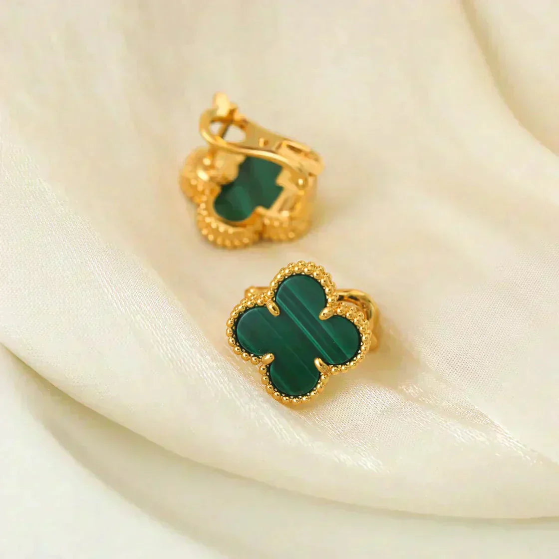 [Glimmer]CLOVER MEDIUM 1 MOTIFS MALACHITE  EARRINGS