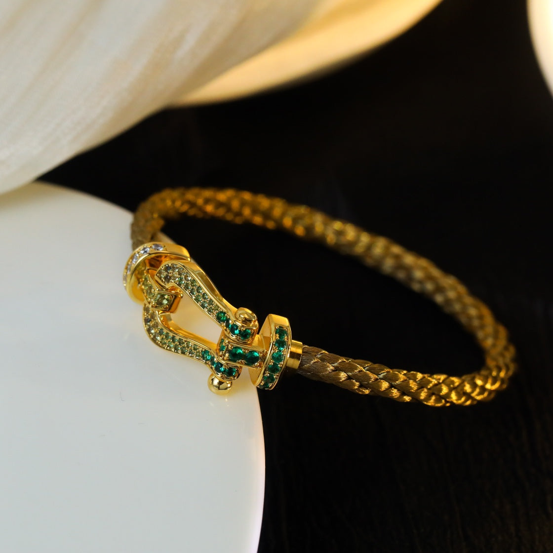 [Glimmer]FORCE 10 GOLD GREEN DIAMOND PAVED
