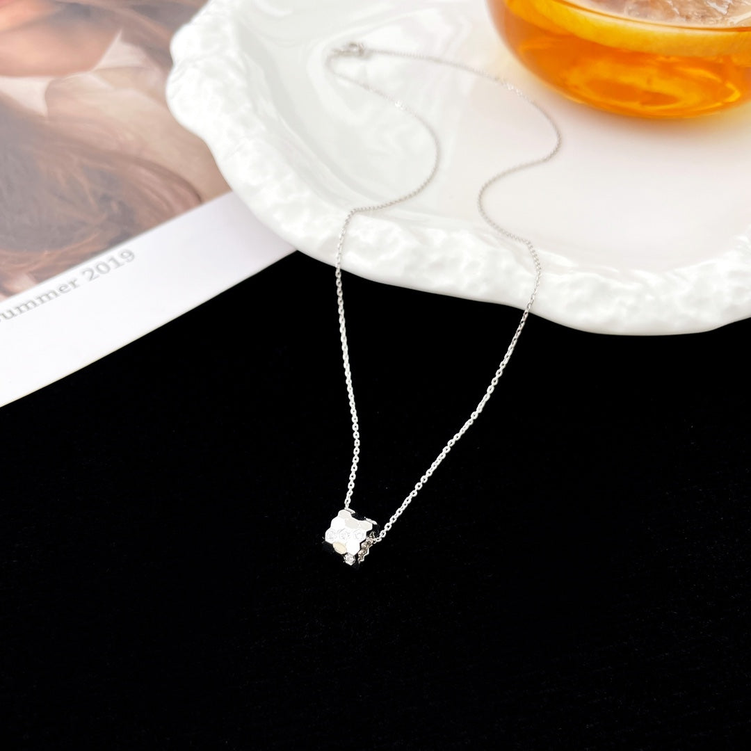 [Glimmer]BEE MINI PEDANT DIAMOND NECKLACE