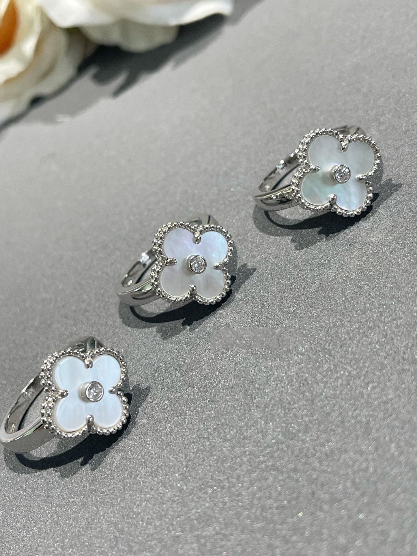 [Glimmer]クローバー シルバー モップ ダイヤモンド リング