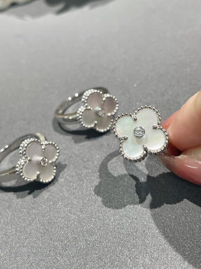 [Glimmer]クローバー シルバー モップ ダイヤモンド リング