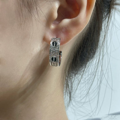 [Glimmer]LOVE CERAMIC DIAMOND PAVED SILVER EARRINGS