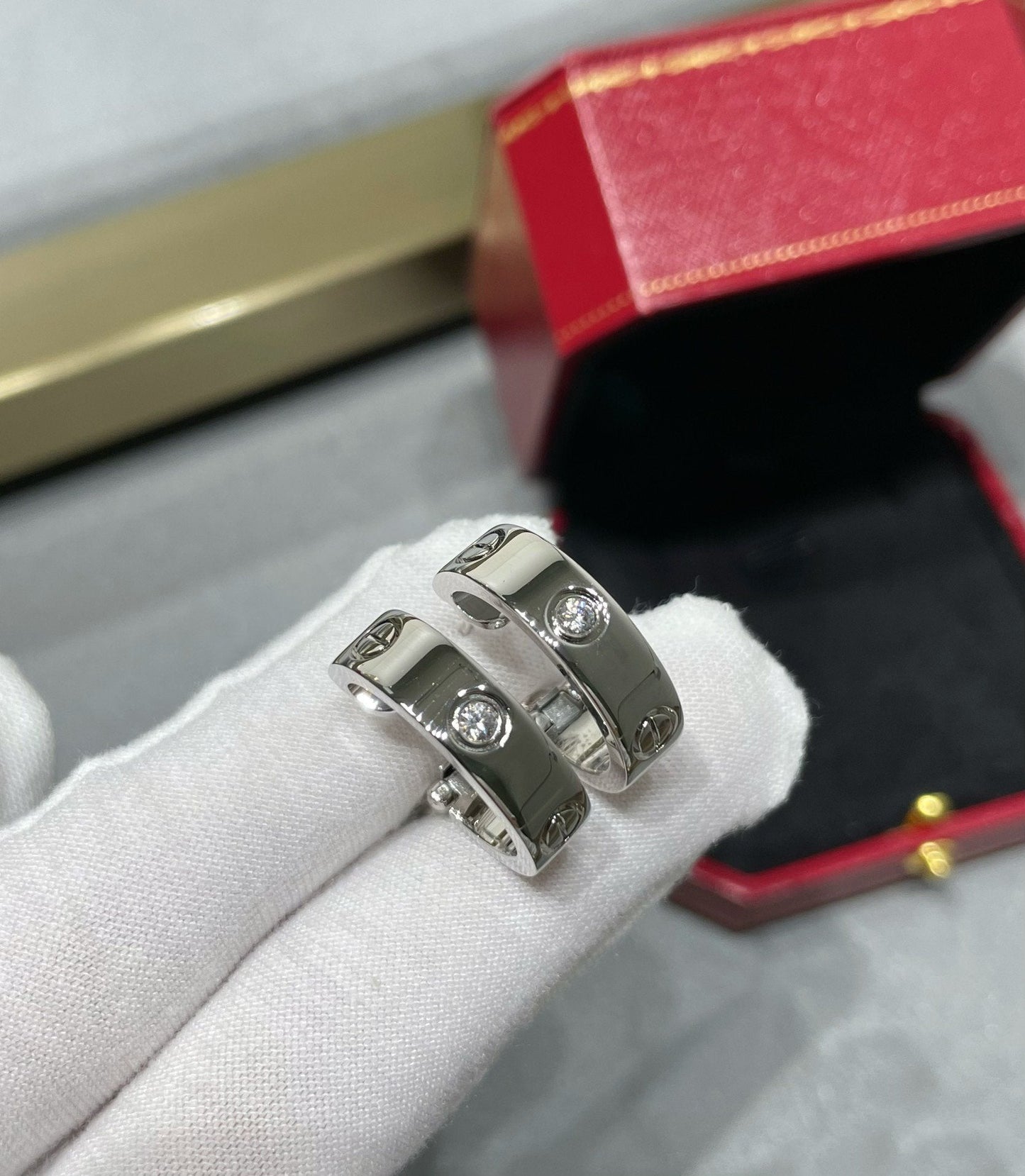 [Glimmer]LOVE 5.5MM 1 DIAMOND EARRINGS