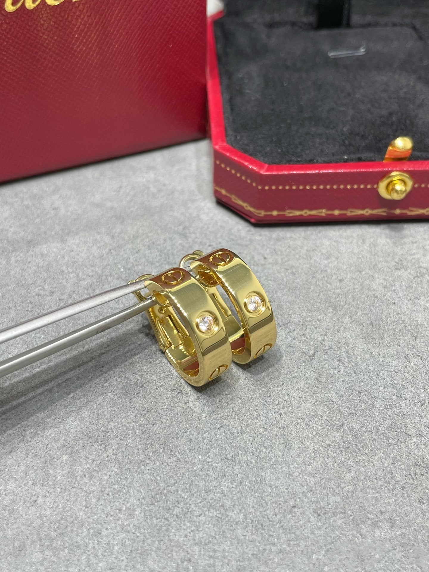 [Glimmer]LOVE 5.5MM 1 DIAMOND EARRINGS