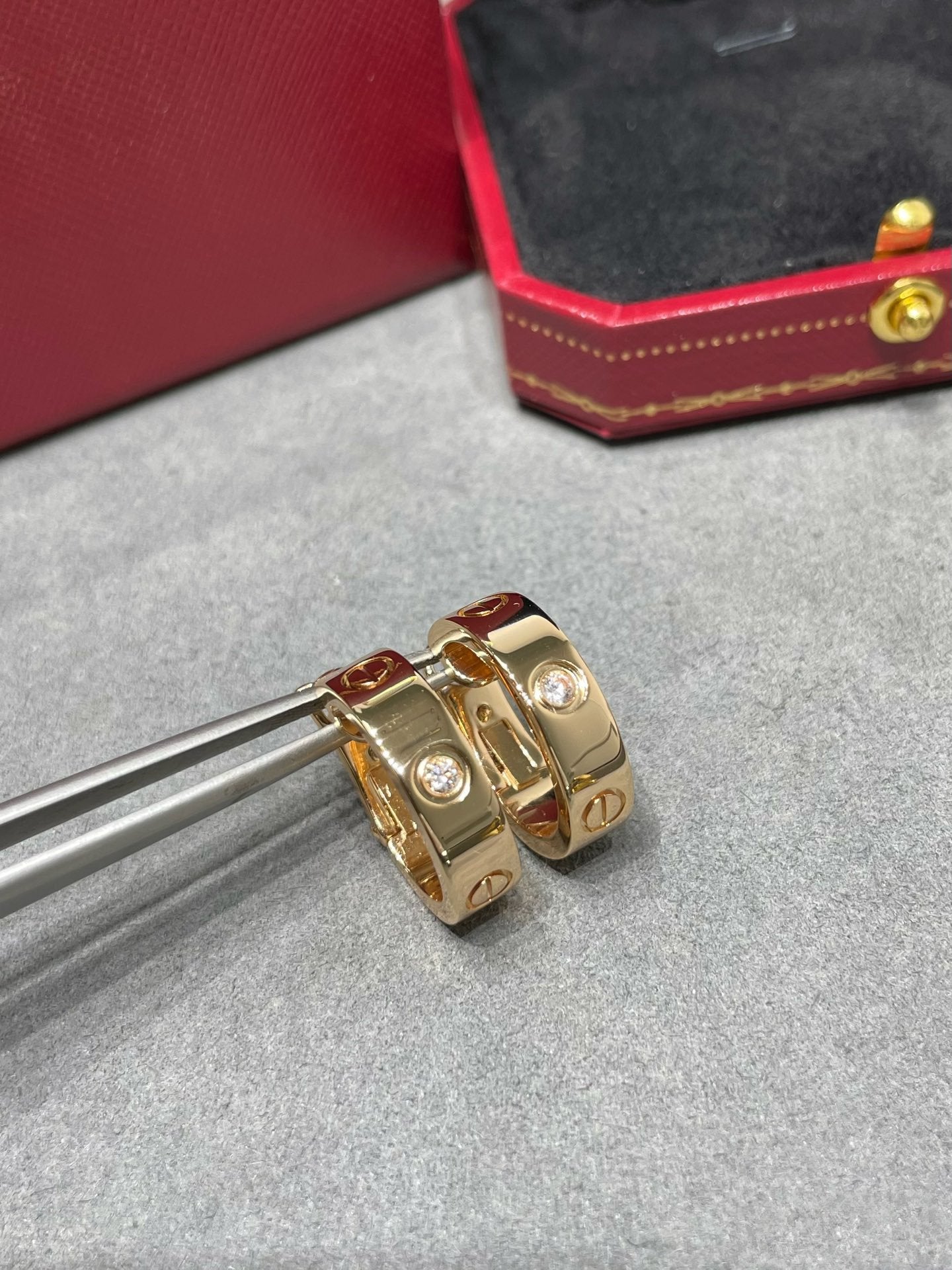 [Glimmer]LOVE 5.5MM 1 DIAMOND EARRINGS