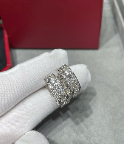 [Glimmer]LOVE 5.5MM DIAMOND PAVED EARRINGS