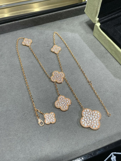 [Glimmer]クローバー 6モチーフ ダイヤモンドパヴェネックレス