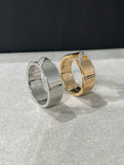 [Glimmer]LIENS EVIDENCE DIAOMOND RING
