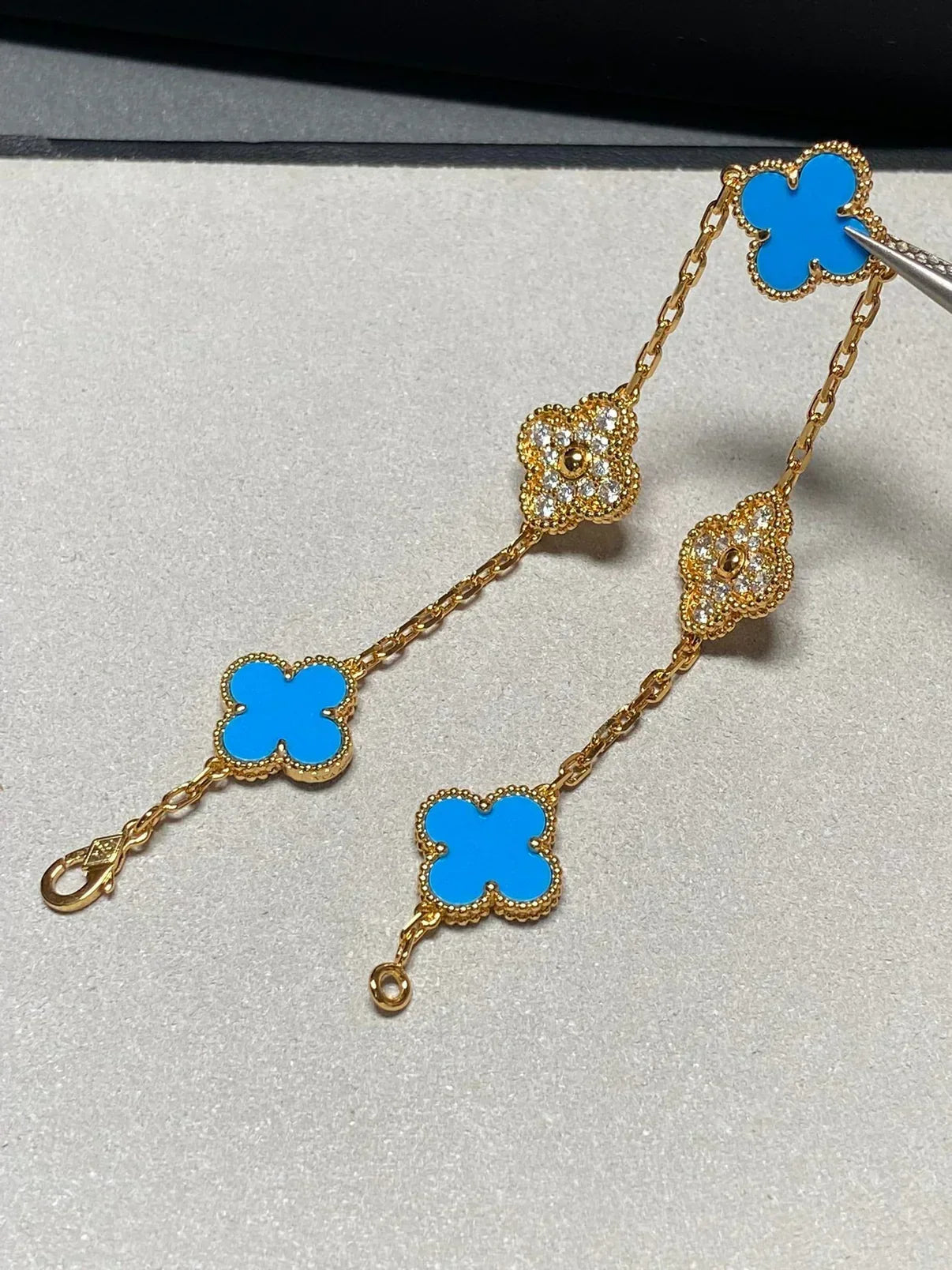 [Glimmer] CLOVER 5 MOTIF BLUE AGATE BRACELET COLLECTION