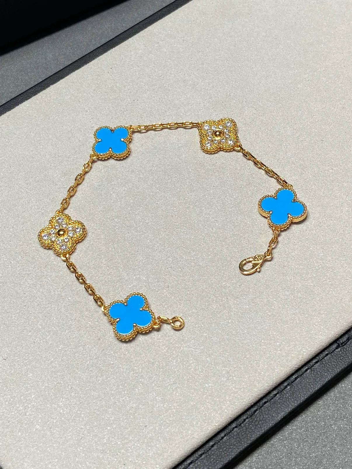 [Glimmer] CLOVER 5 MOTIF BLUE AGATE BRACELET COLLECTION