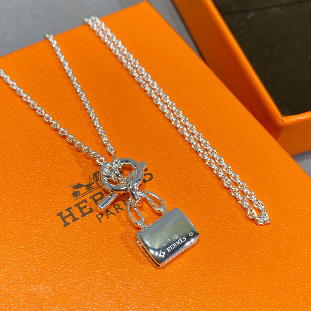 [Glimmer]CONSTANCE PEDANT SILVER NECKLACE