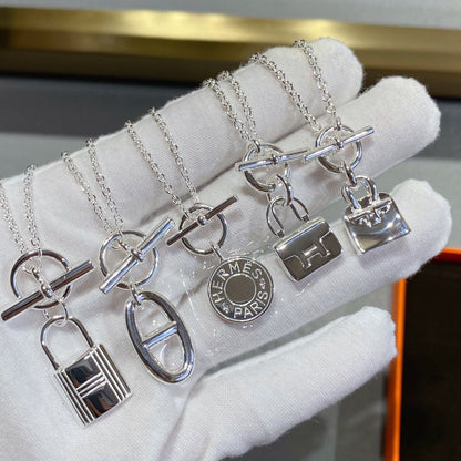 [Glimmer]CONSTANCE PEDANT SILVER NECKLACE