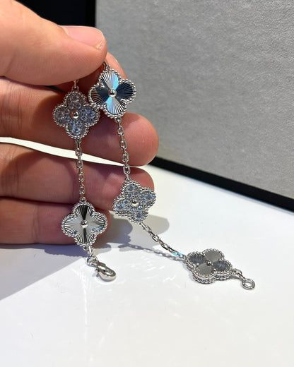 [Glimmer] CLOVER 5 MOTIF LASER BRACELET COLLECTION