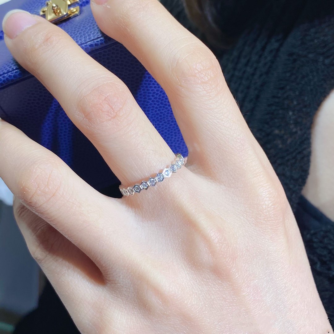 [Glimmer]BEE LOVE DIAMOND PAVED SMALL RING