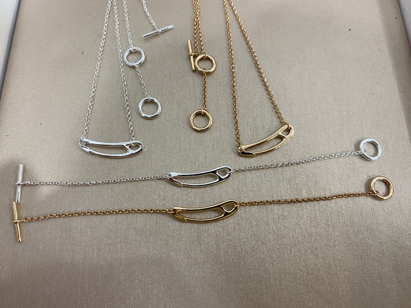[Glimmer]Brooch Necklace