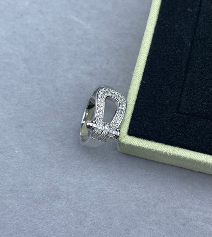 [Glimmer]Wide Hoof-Shaped Diamond-Studded Ring