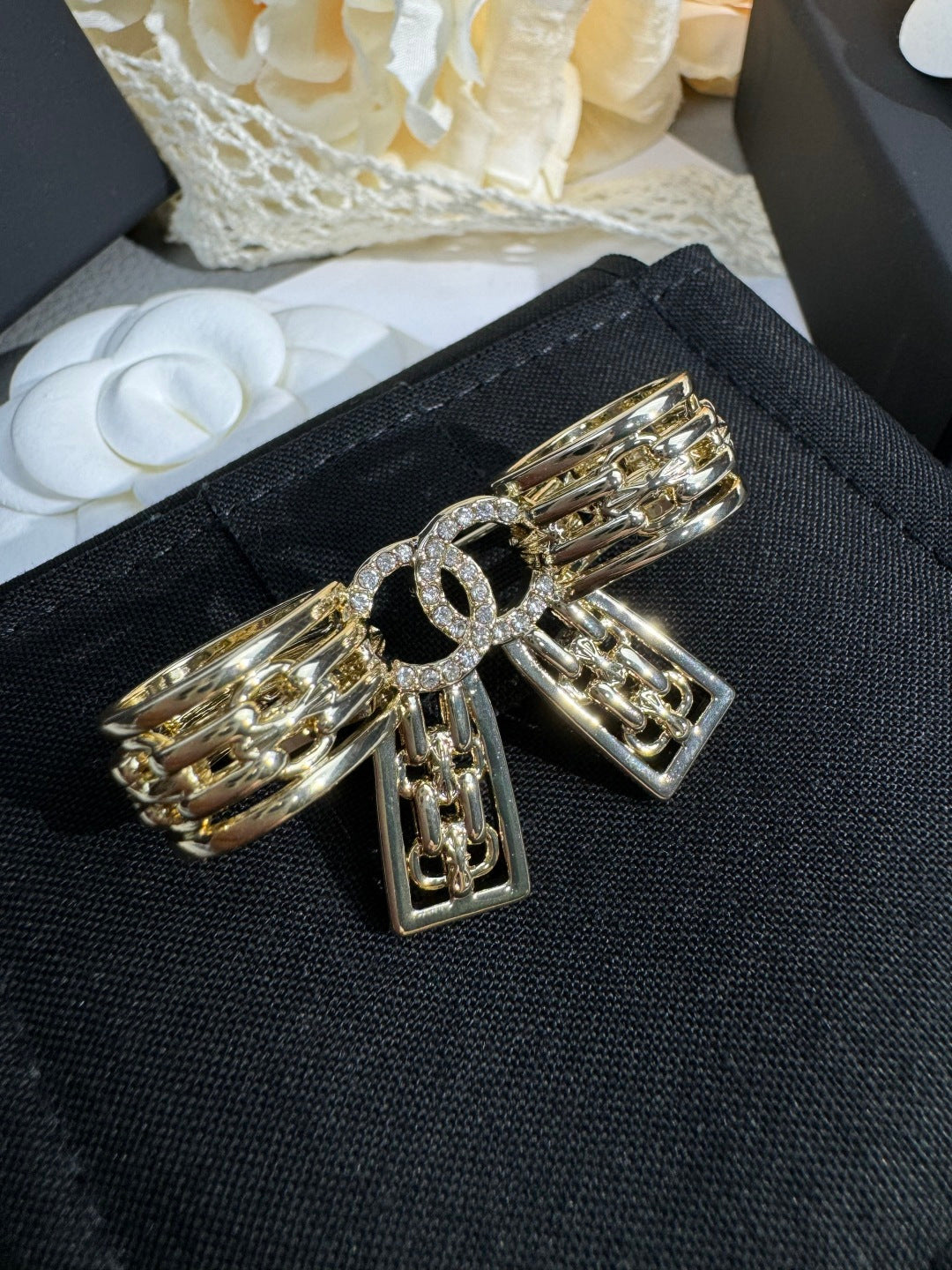 [Glimmer]25K Hollow Bow Brooch