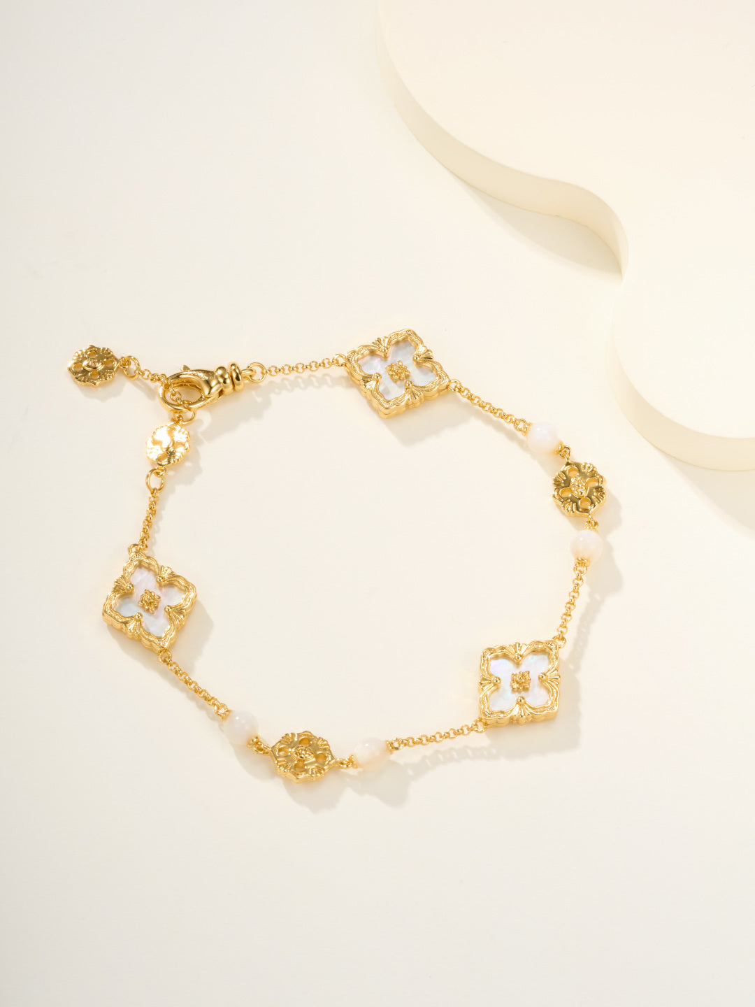 [Glimmer]B.C.L ENAMELED Three-Flower Bracelet£¨Trumpet)