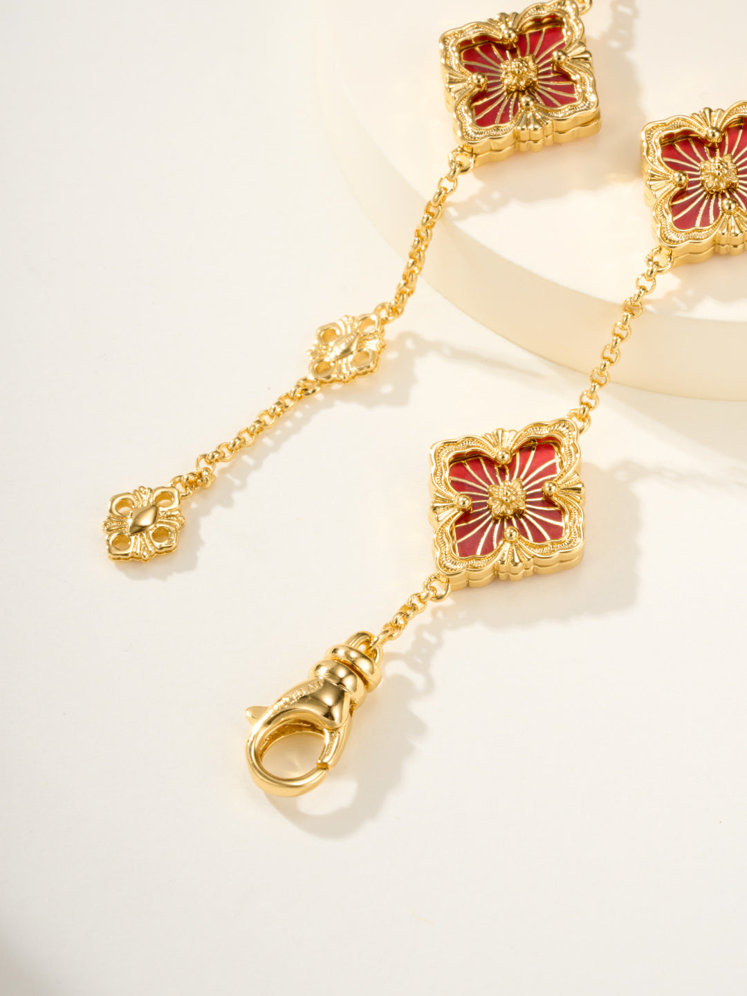 [Glimmer]B.C.L ENAMELED Five-Flower Bracelet£¨Various Colors)