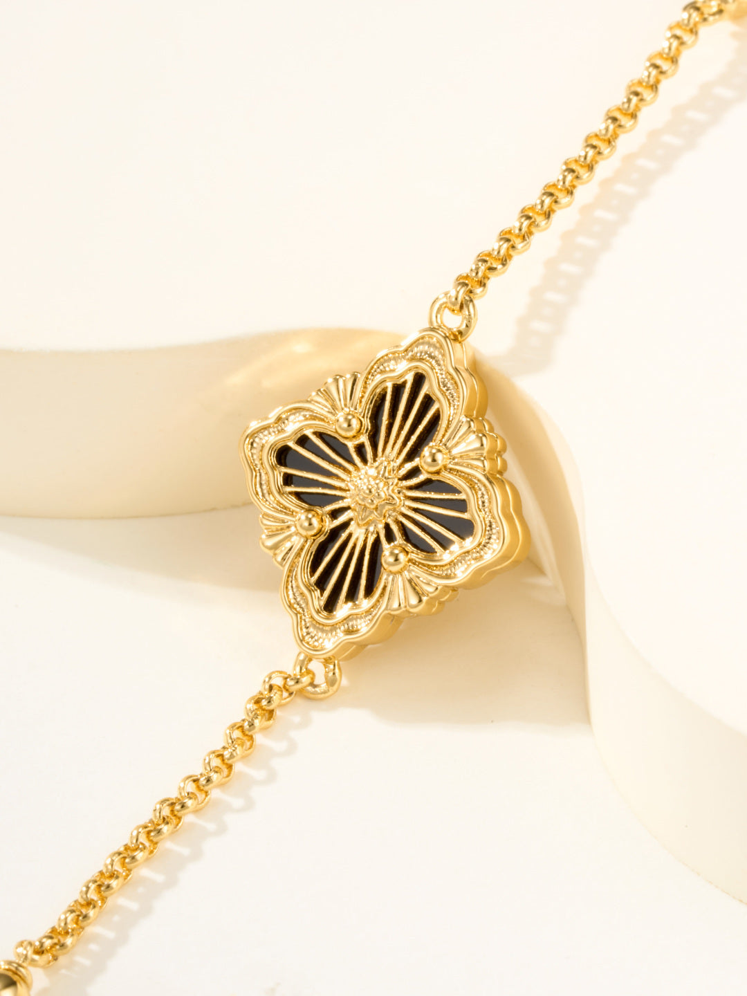 [Glimmer]B.C.L ENAMELED One-Flower Bracelet£¨Various Colors)