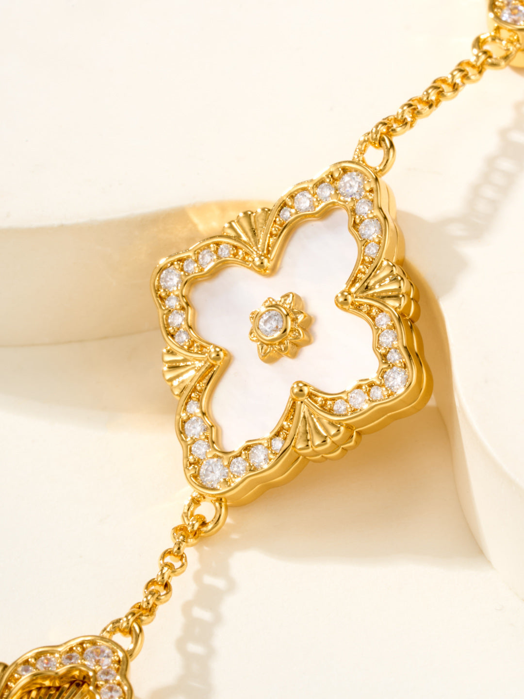 [Glimmer]B.C.L ENAMELED Five-Flower Bracelet£¨Various Colors) BIG SIZE