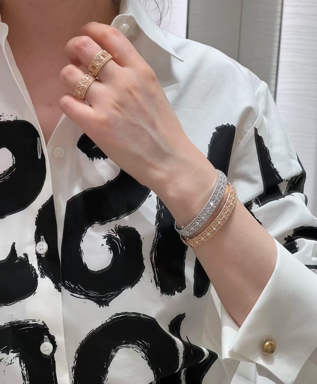 [?Glimmer]2026 WOVEN-PATTERN BRACELET SET WITH FULL DIAMOND INLAY THREE-COLORS